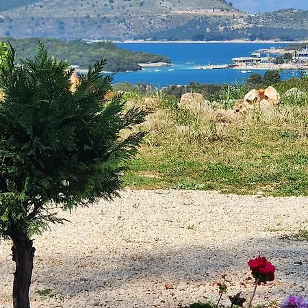 Blissful Oasis Retreat Sarandë